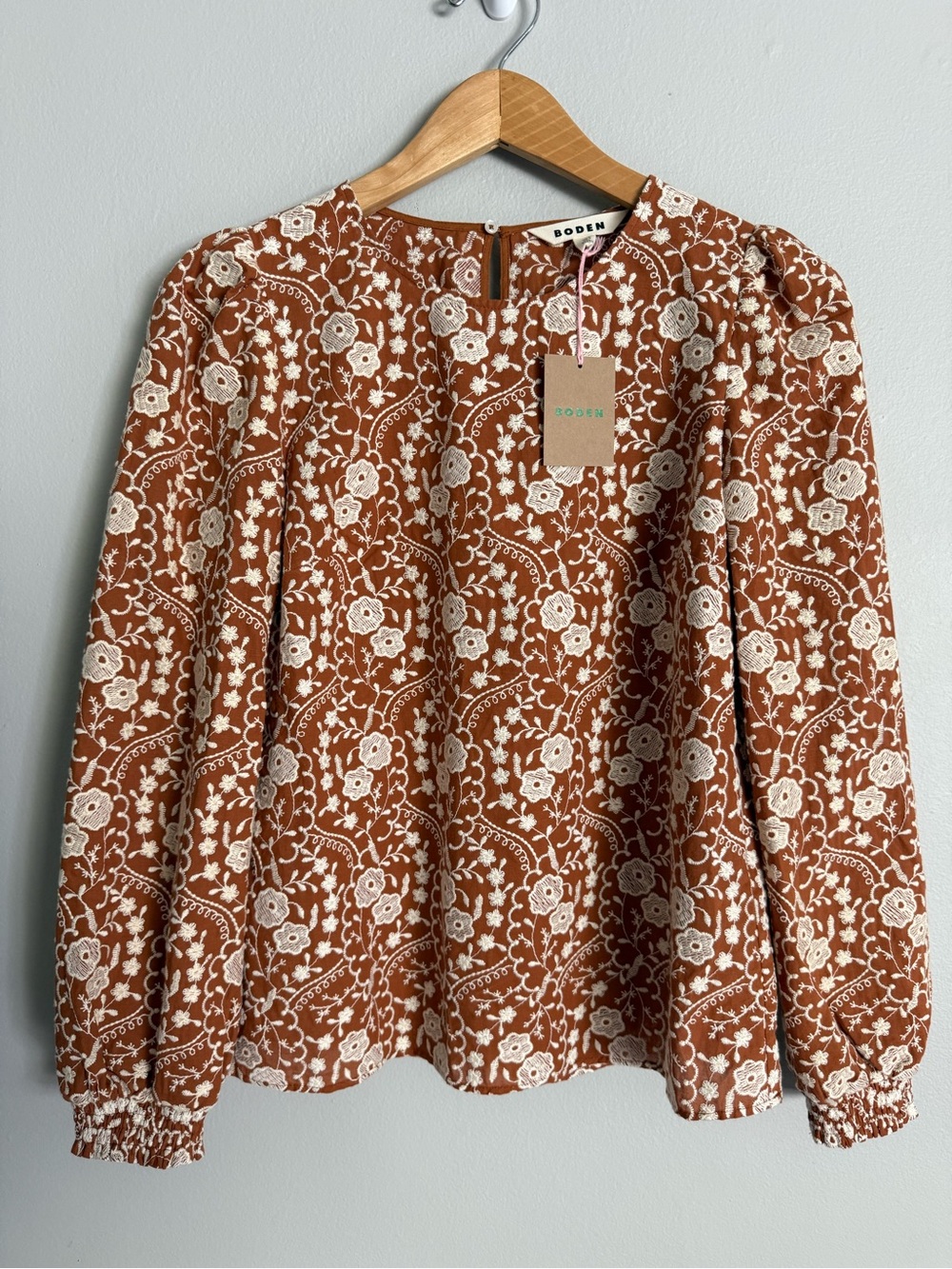 Boden Women’s size 4 Burnt Orange Floral Embroidered Long-Sleeve Blouse